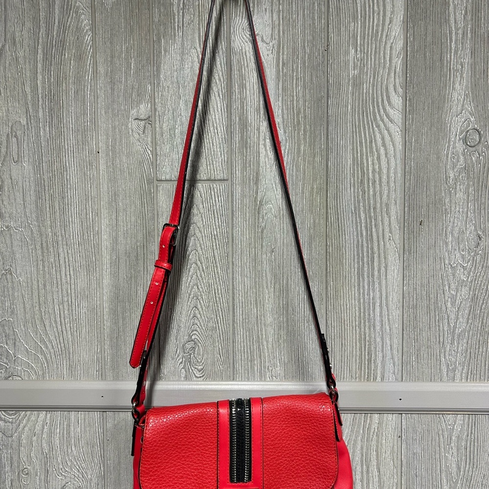Nine West Red Crossbody Bag Good Usable Condition - Picture 3 of 17